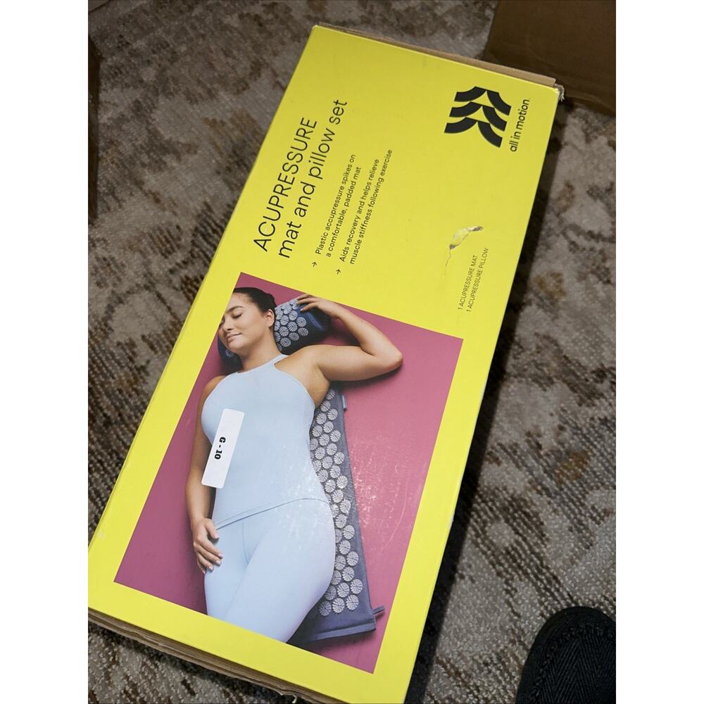 Acupressure Mat and Pillow Set - All In Motion - Picture 3 of 6